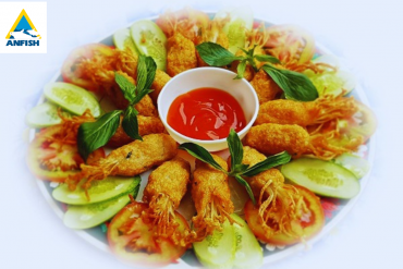 Chả cá basa bọc nấm kim châm chiên