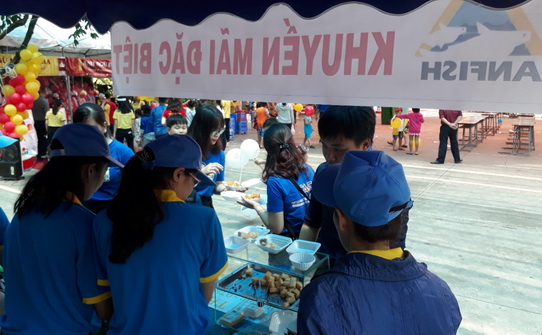 hoi-cho-quan-tan-phu